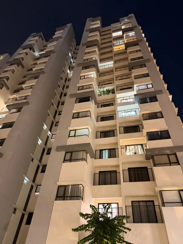 Mặt đứng tòa nhà nhìn từ dưới lên, Habitat Bình Dương